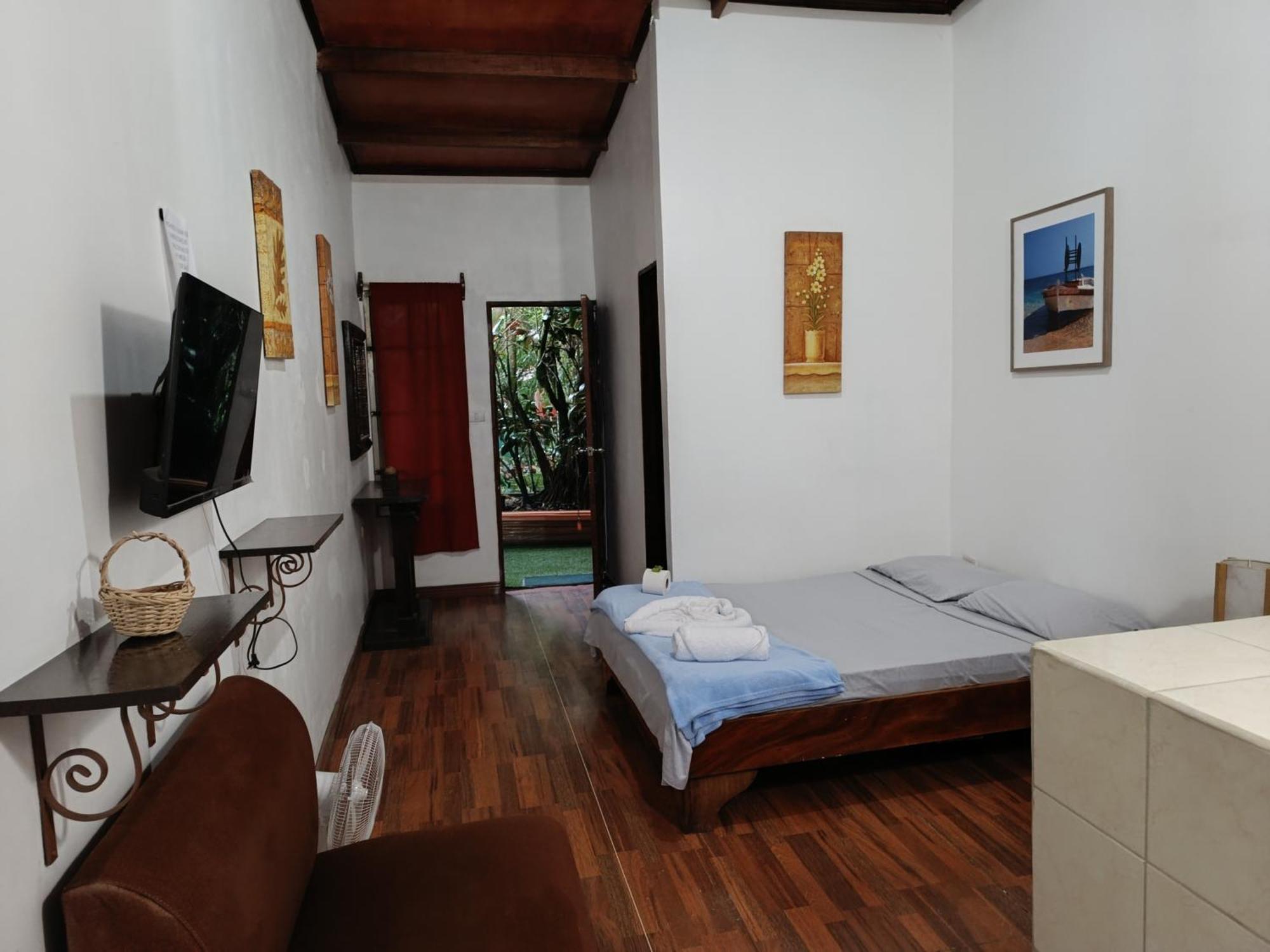 Aparthotel Villa Pacande & Rooms Pilas Bilik gambar