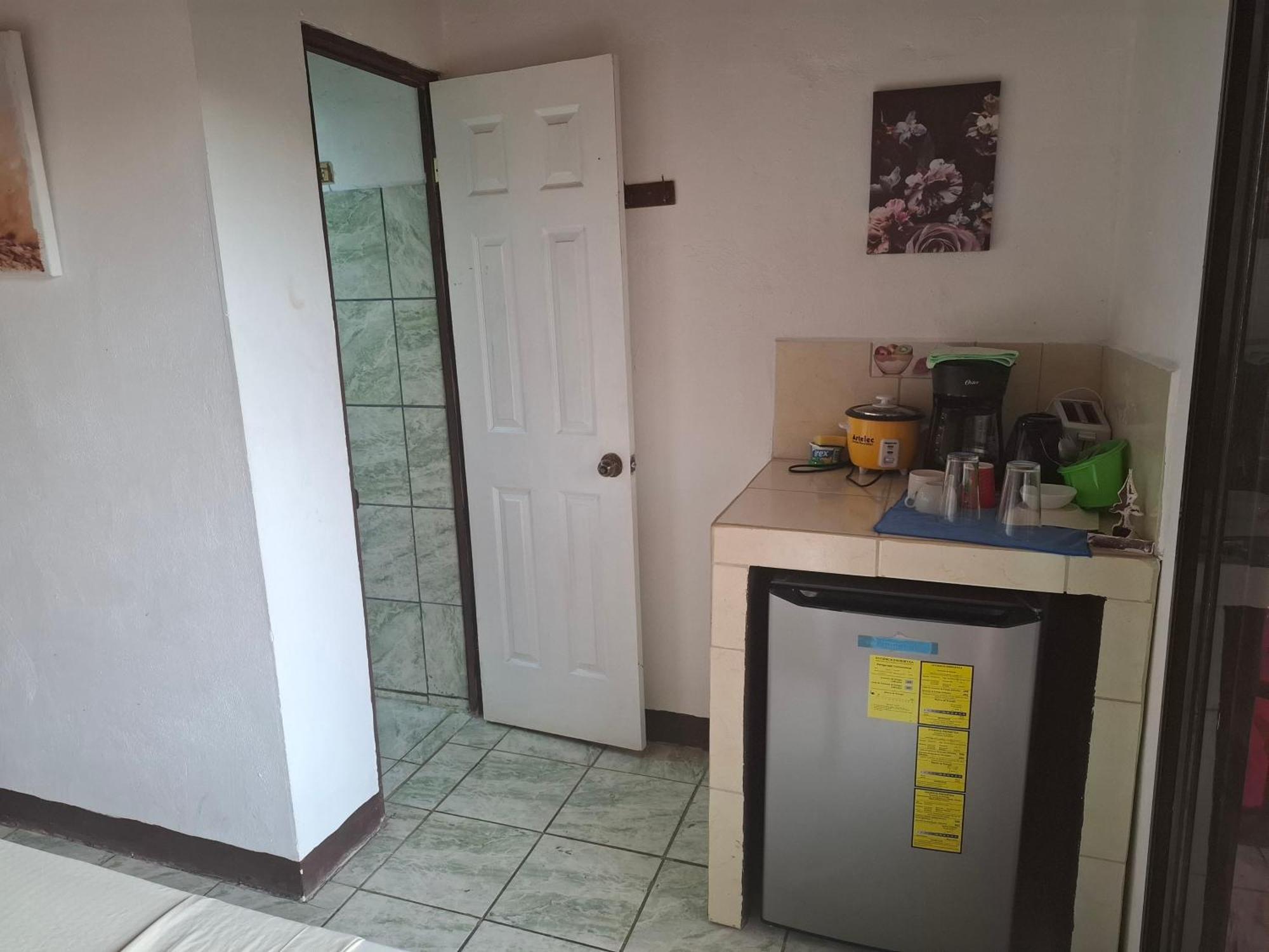 Aparthotel Villa Pacande & Rooms Pilas Bilik gambar